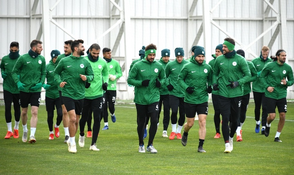 Atiker Konyaspor’da Göztepe maçı hazırlıkları sürüyor 