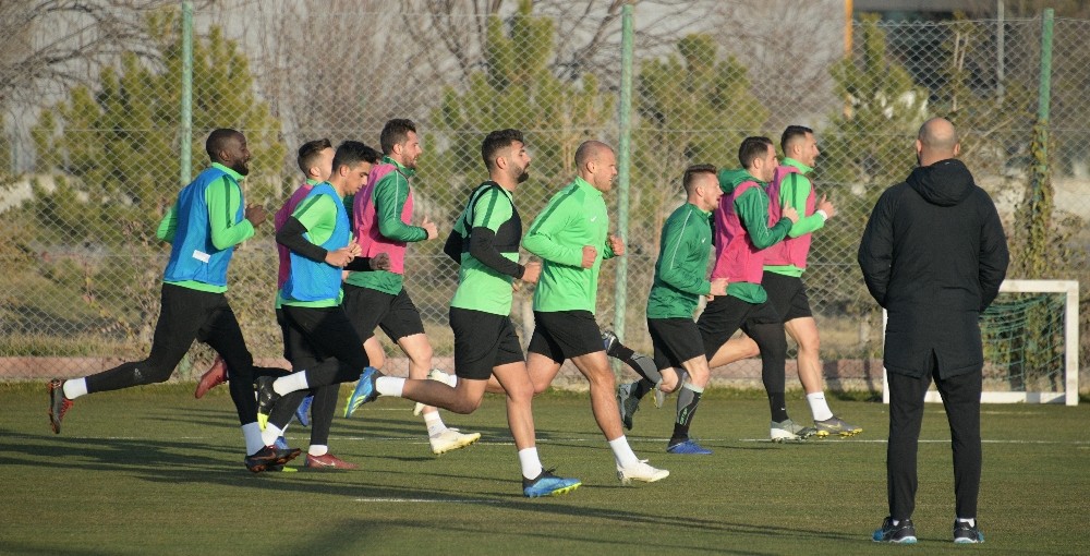 Atiker Konyaspor’un Kayserispor maçı hazırlıkları başladı 