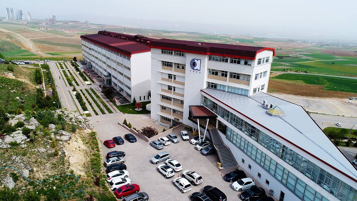 Atılım Üniversitesi 30 akademik personel alacak