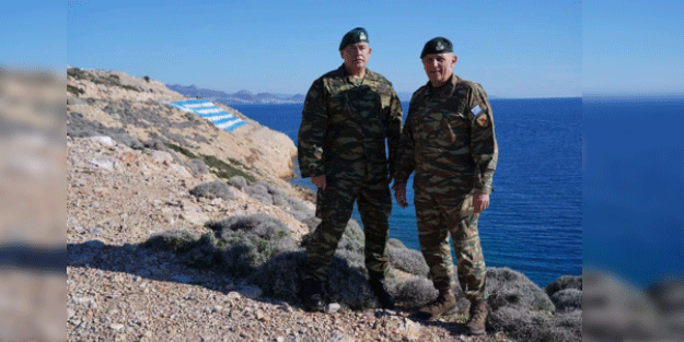 Atina sınırları iyice zorladı! Yunanlı generalin keçi adasında işi ne? Skandal paylaşım
