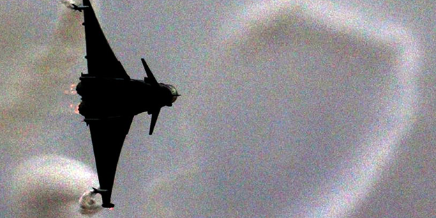 Atina'dan al haberi! Yunanistan hükümetinden olay duyuru: Türkiye'yi savaş uçağı projesine alacaklar