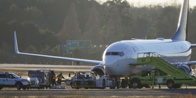 Havaalanı'nda bomba ihbarı!