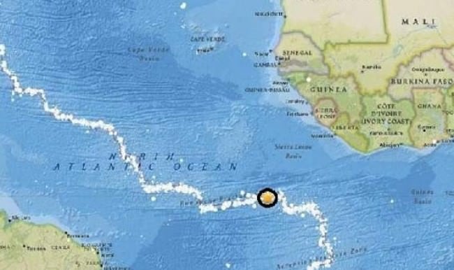 Atlantik Okyanusu'nda 7.4 büyüklüğünde deprem meydana geldi