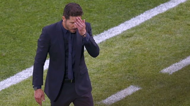 Atletico Madrid taraftarlarından Simeone eylemi