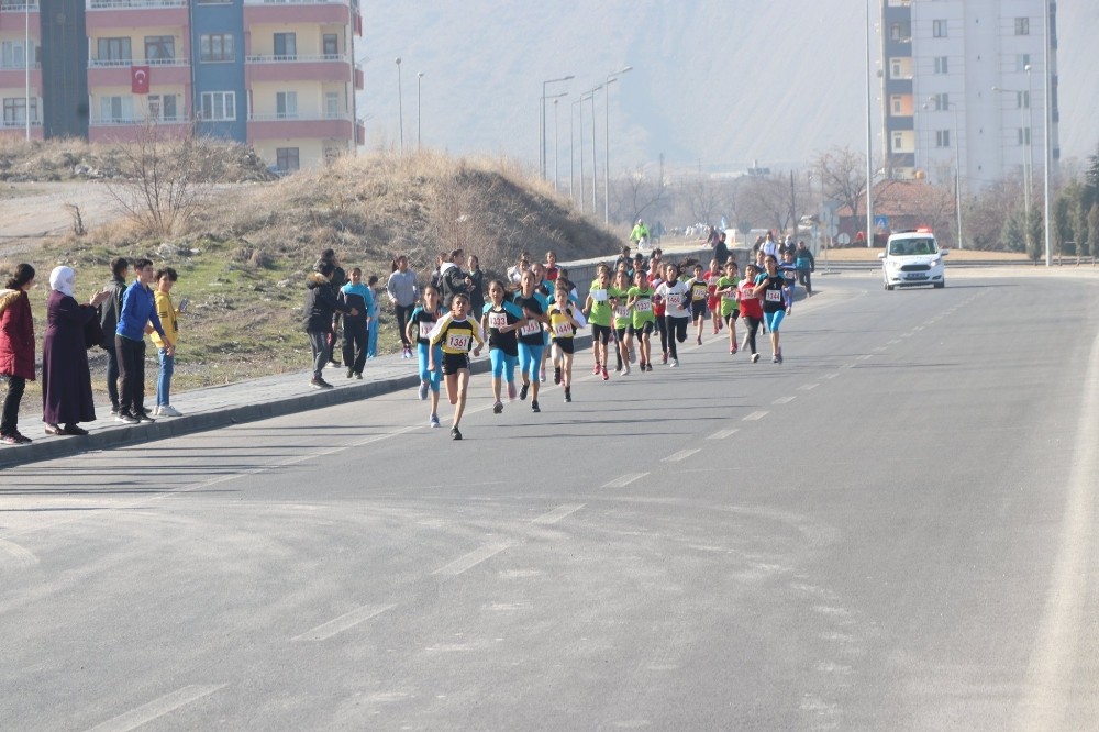 Atletizm Geliştirme Projesi yarışları sona erdi 