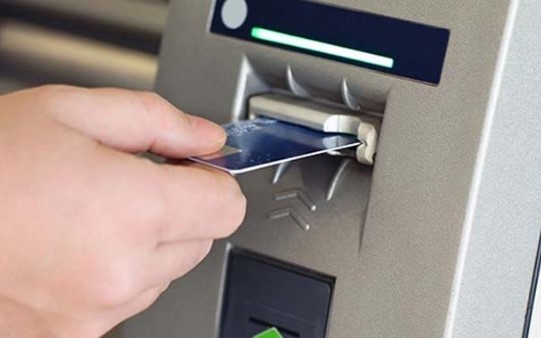 ATM'lerde devrim gibi karar: Artık o banknotlar çekilemeyecek!