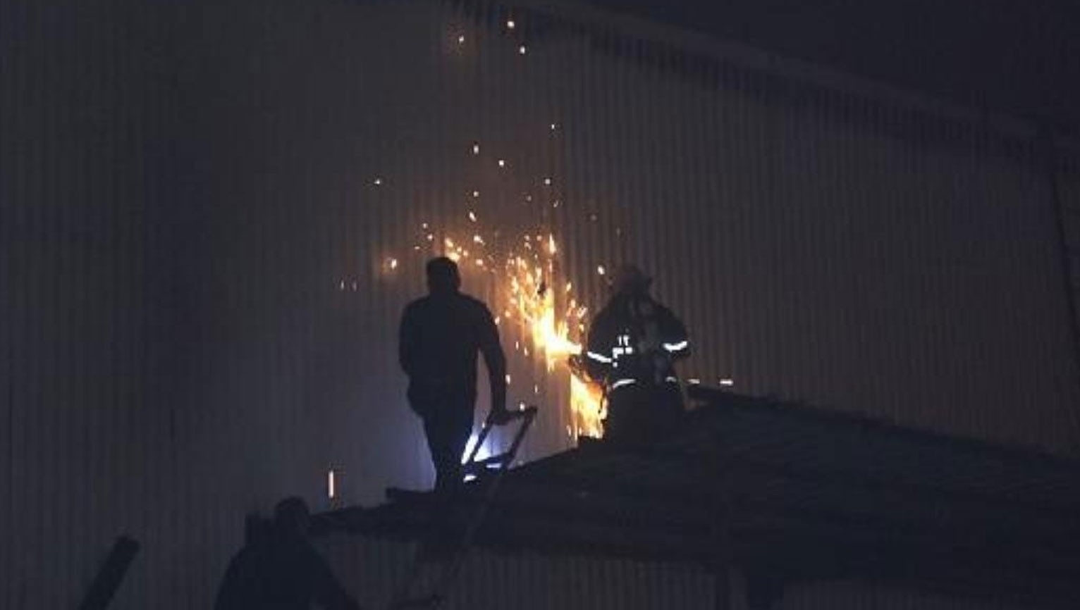 Atolye'de çıkan yangın söndürüldü