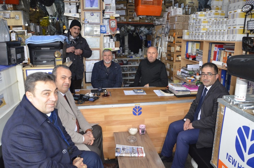 ATSO Başkanı Göktaş üyelerle değerlendirme görüşmeleri yapıyor 