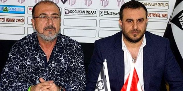 Attığı imza kurumadan kovuldu