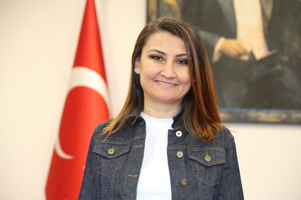 AÜ Öğretim Üyesi Erkuş, Avrupa Genç Akademi Üyeliğine seçildi 