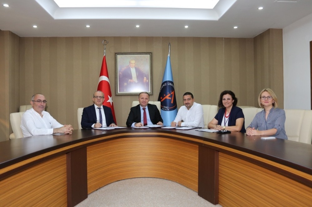 AÜ ve devlet hastanesi arasında işbirliği protokolü 