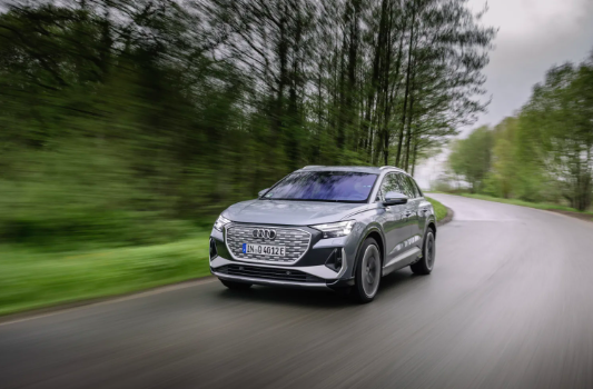 Audi zirvede! Q4 e-tron, menzil testlerinde 1. oldu