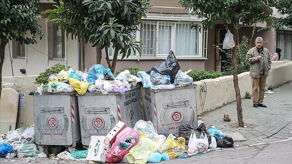 Avcılar çöpler ne zaman toplanacak? Avcılar çöpler niye toplanmıyor?