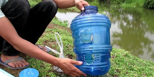 Avcılar dikkat! İşte sıra dışı balık avlama taktiği...