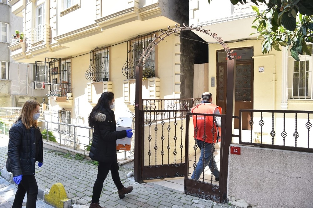 Avcılar’da “İyilik Kolileri” yola çıktı 