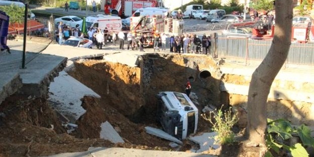 AVM inşaatında göçük