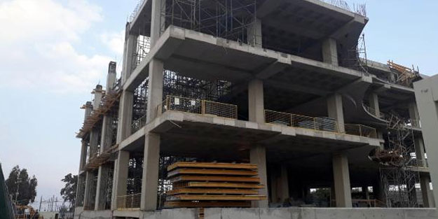 AVM inşaatından düşen işçi öldü