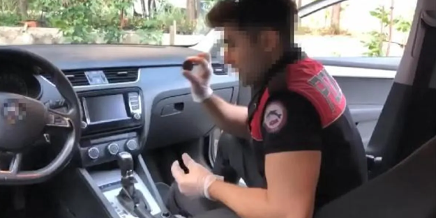 AVM otoparkında uyuşturucu satan şüpheliye suçüstü