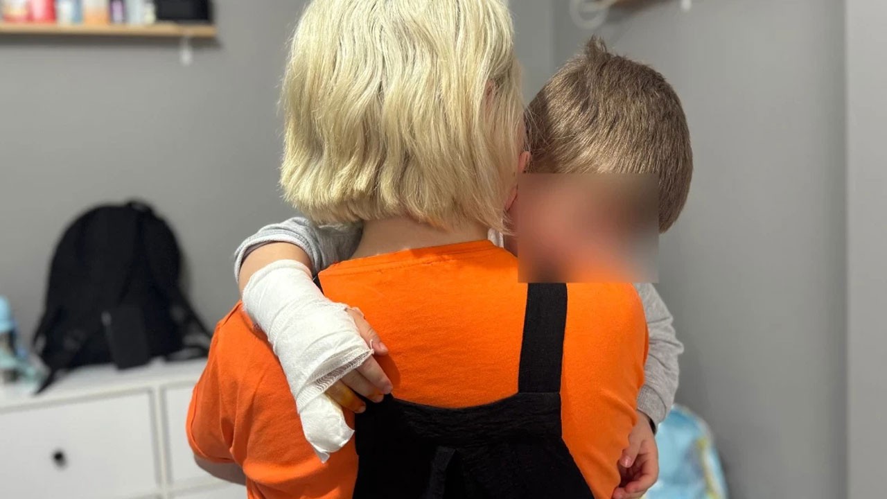 AVM'de dehşet: 3 yaşındaki çocuk parmağını kaybetti