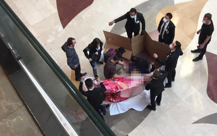 AVM'de korkunç ölüm! Hamile kadın böyle hayatını kaybetti