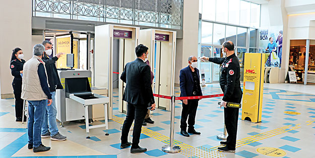 AVM’ler kira tartışmalarının gölgesinde açıldı
