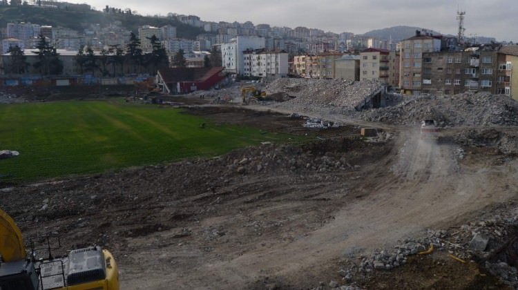 Avni Aker’de yıkım tamamlandı