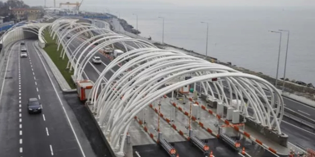 Avrasya Tüneli bir saat trafiğe kapatıldı