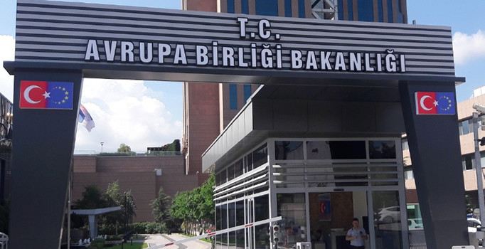 Avrupa Birliği Bakanlığı, Dışişleri Bakanlığı'na bağlandı