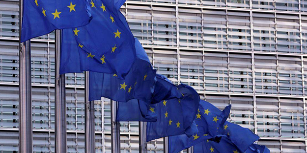 Avrupa Birliği Fransa-Yunanistan anlaşmasına sus pus: Karışamayız