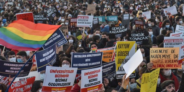 Avrupa Birliği LGBT'lilerin derdine düştü