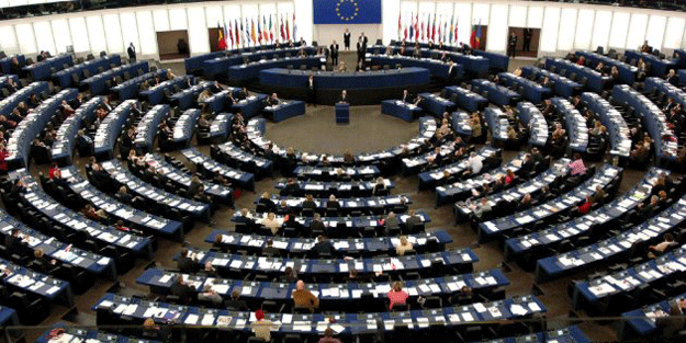 Avrupa Birliği Türkiye’yi kandırıyor!