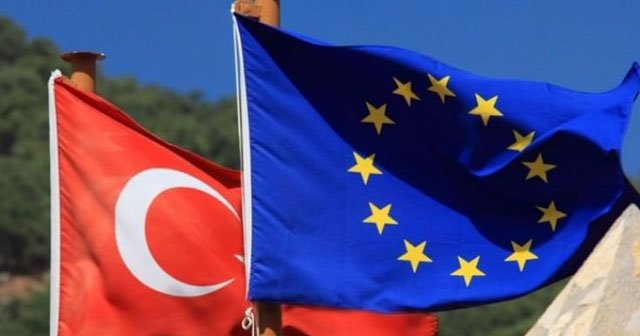 Avrupa Birliği'nden Türkiye'ye mesaj: Bizimle kalın
