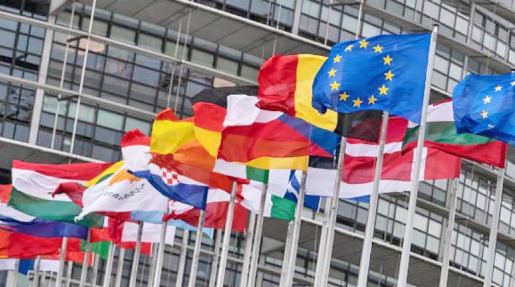 Avrupa Birliği’ni karın ağrısı tuttu: AB, Ukrayna için kıvranıyor