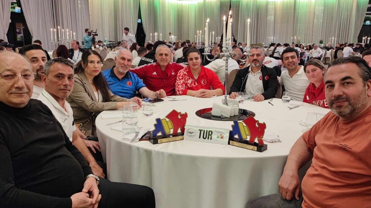 Avrupa Halter Şampiyonası'nda Türkiye'den 19 madalya