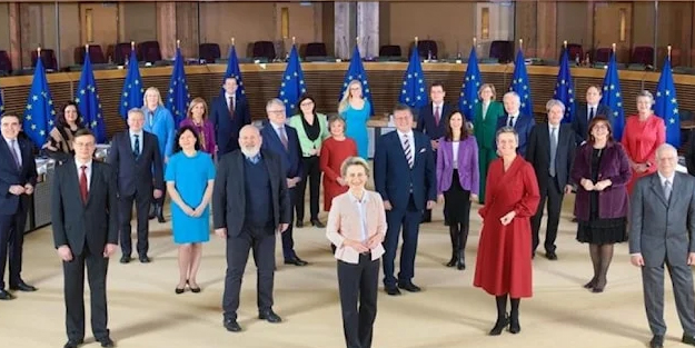 Avrupa Komisyonu’nda fotoğraf skandalı ile ilgili gelen haber: Kararı aldılar, milyonlarca para harcadılar!