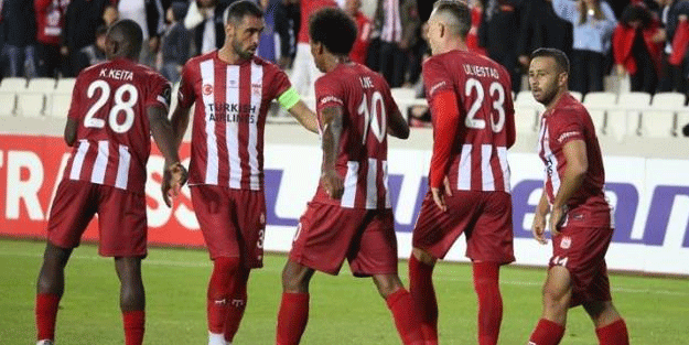 Avrupa maçı öncesi büyük kriz! Sivasspor'un formaları kayboldu