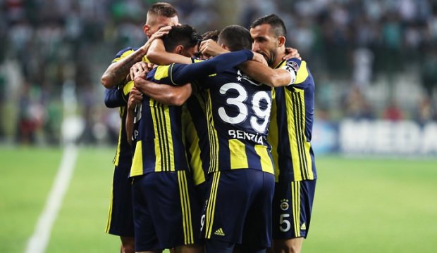 Avrupa öncesi Fenerbahçe'ye çifte müjde!