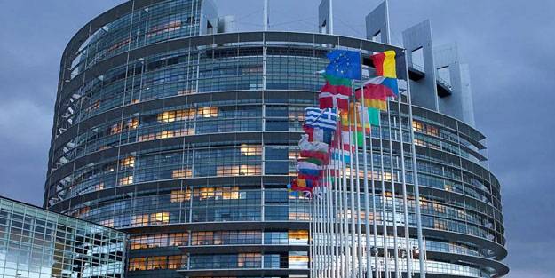 Avrupa Parlamentosu'ndan Taliban'a çağrı