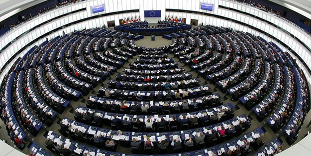 Avrupa Parlamentosu'nda Rusya çağrısı