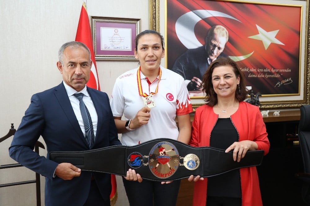 Avrupa şampiyonundan Başkan Köse’ye ziyaret 