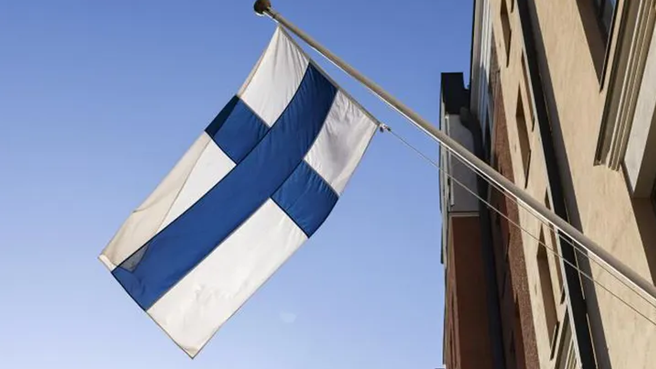 Avrupa savaşa doğru... Finlandiya'dan askeri yardım