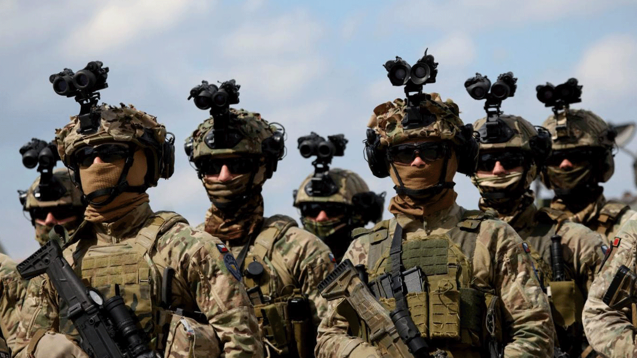 Avrupa savaşa hazırlanıyor: Silah fabrikaları üç kat arttı