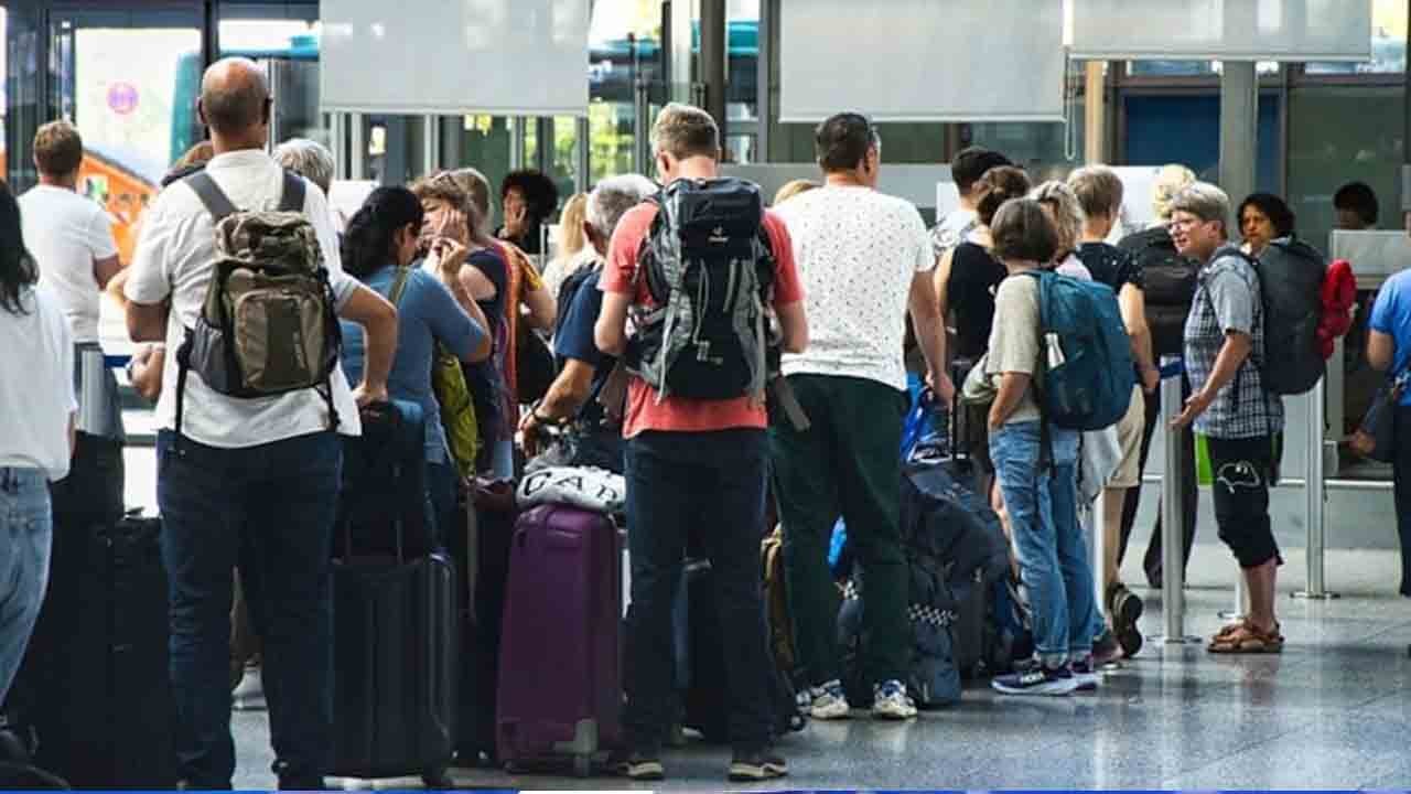 Avrupa seyahatinde tam çile dönemi! Vize yetmeyecek, EES sistemiyle sınırda uzun kuyruklar oluşacak!