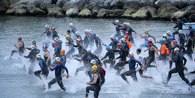 Avrupa Triatlon Kupası ikinci gün yarışları Mersin'de başladı
