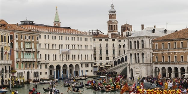 İtalya’dan Venedik’teki turistler için yeni karar