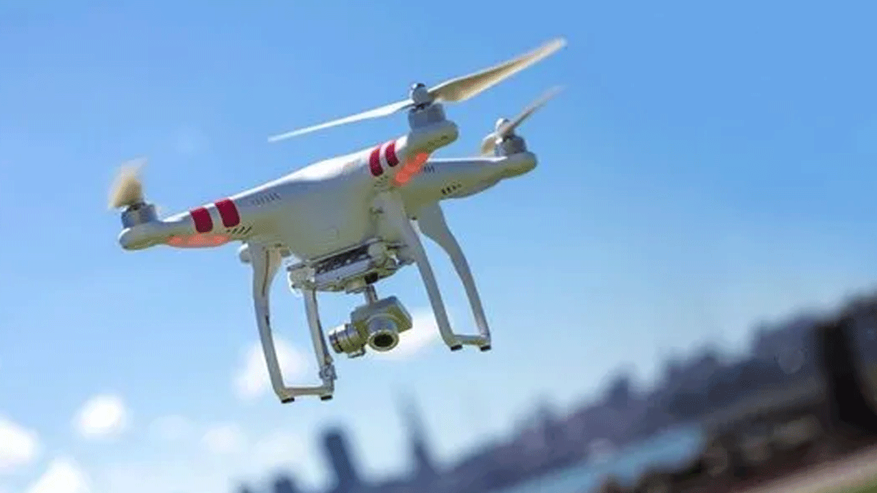 Avrupa ülkesi tedirgin: Askeri kampların üzerinde gizemli hareketlilik!