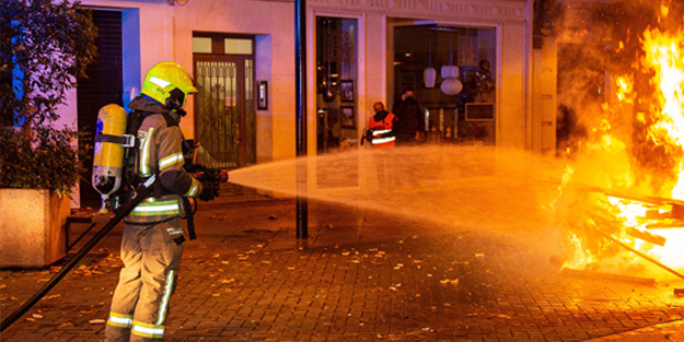 İspanya'da 150 göçmenin kaldığı binada yangın! Ölü ve yaralılar var