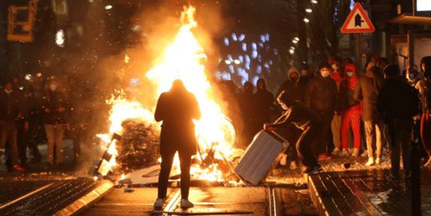 Avrupa ülkesinde aşırı sağ ‘ciddi tehdide’ dönüşüyor