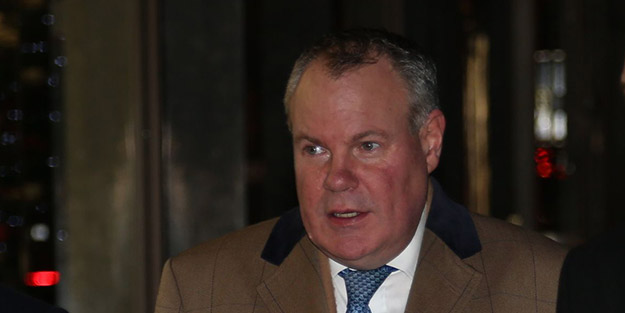 Avrupa ülkesinde kriz patlak verdi! Bakan istifa etmek zorunda kaldı