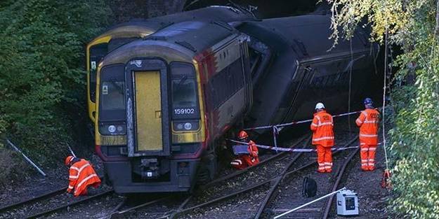 Avrupa ülkesinde tren kazası: Çok sayıda yaralı var
